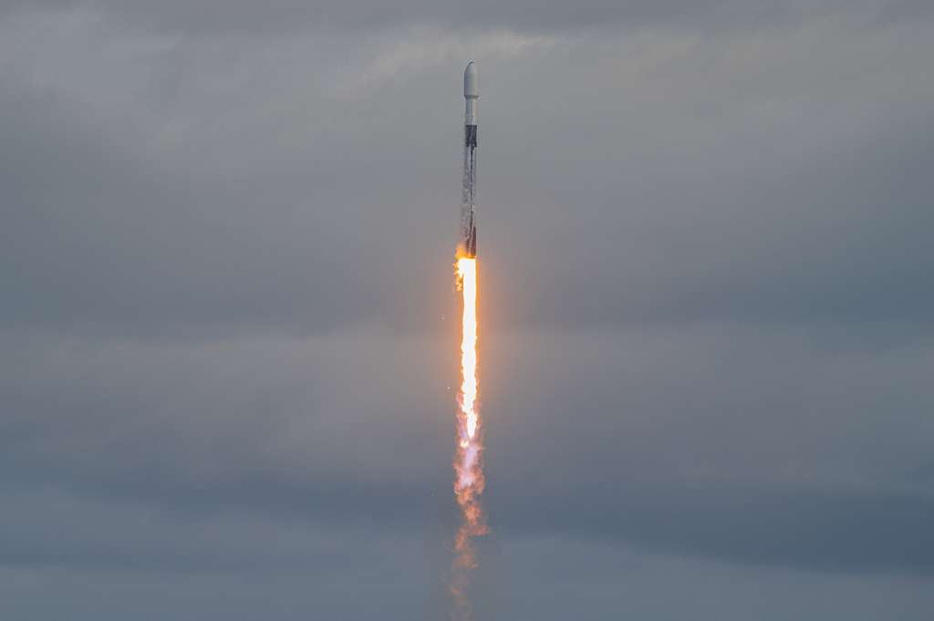 Launch placeholder for MG-J27 Nexus